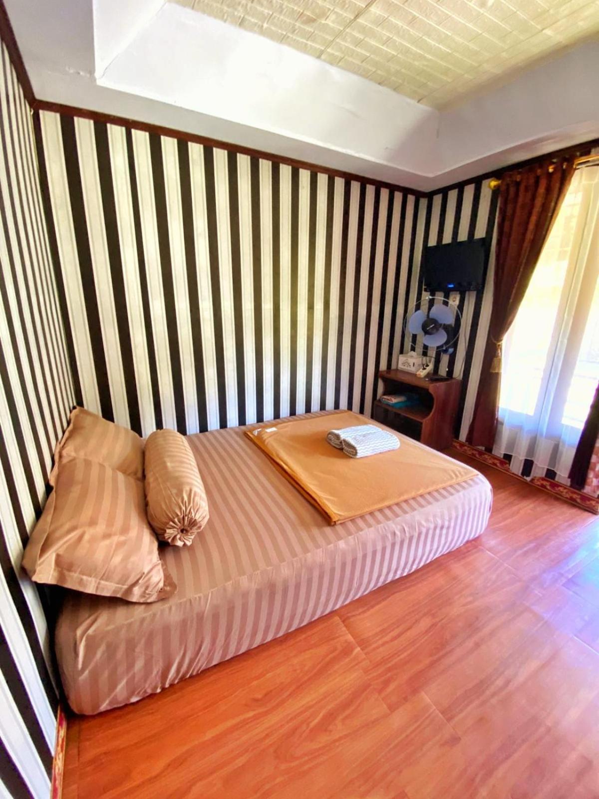 Puncak Rinjani Lodge Sembalunlawang Exterior photo