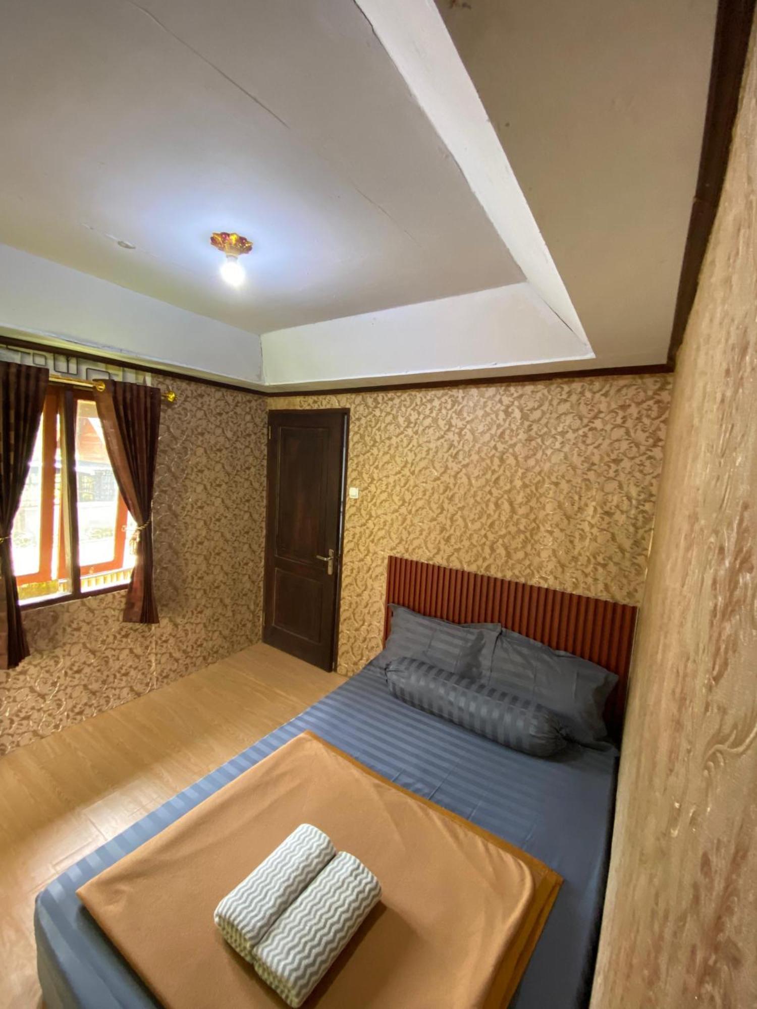 Puncak Rinjani Lodge Sembalunlawang Exterior photo